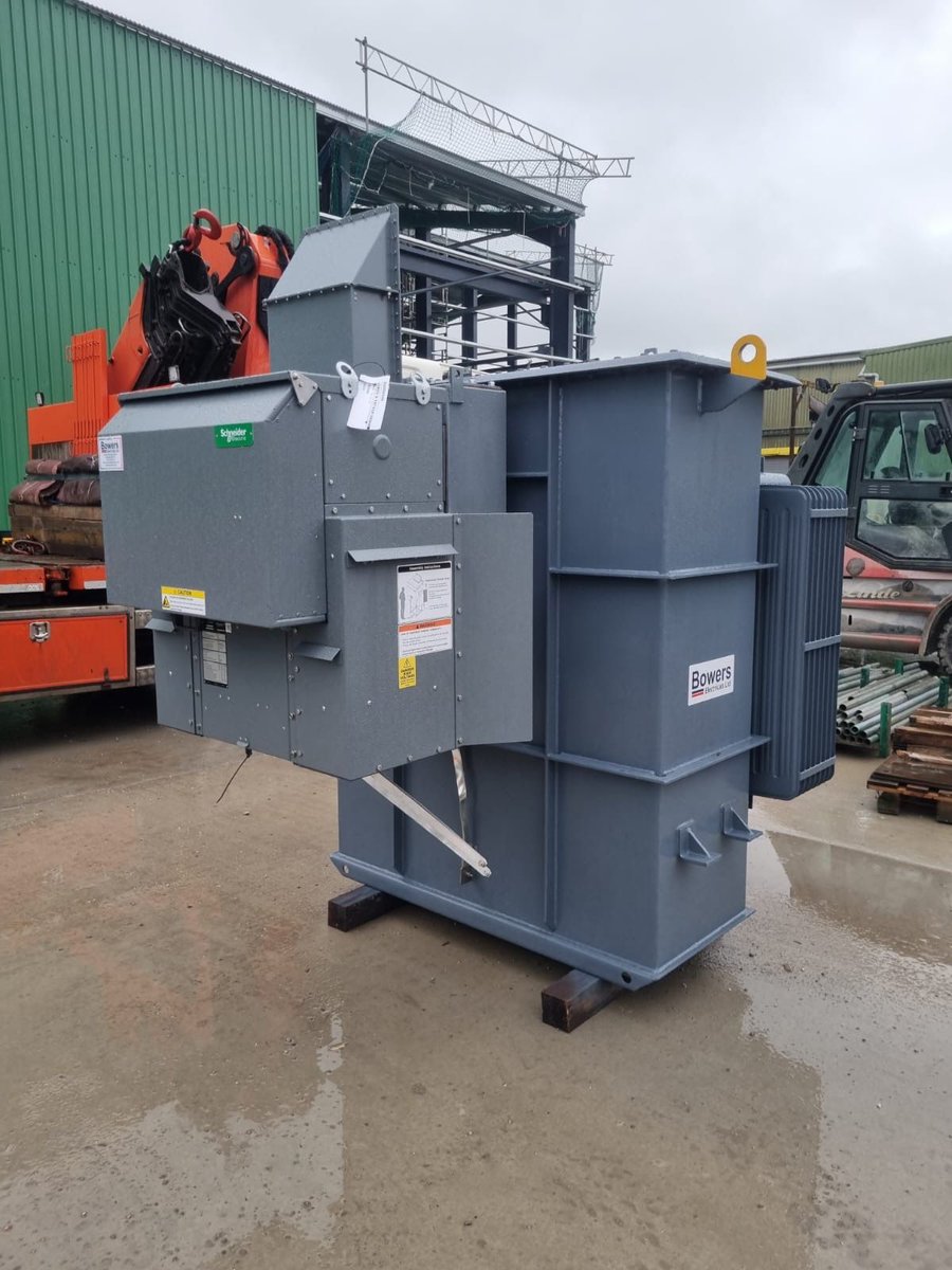 BowersElec's tweet image. We recently supplied a 1250kVA stock distribution transformer to site for one of the UK’s largest concrete manufacturers 🏭

Sign up for our monthly stock list email!

👉 bowerselec.co.uk/stock-transfor…

#PowerDistribution #Transformers #Infrastructure #ElectricalEngineering