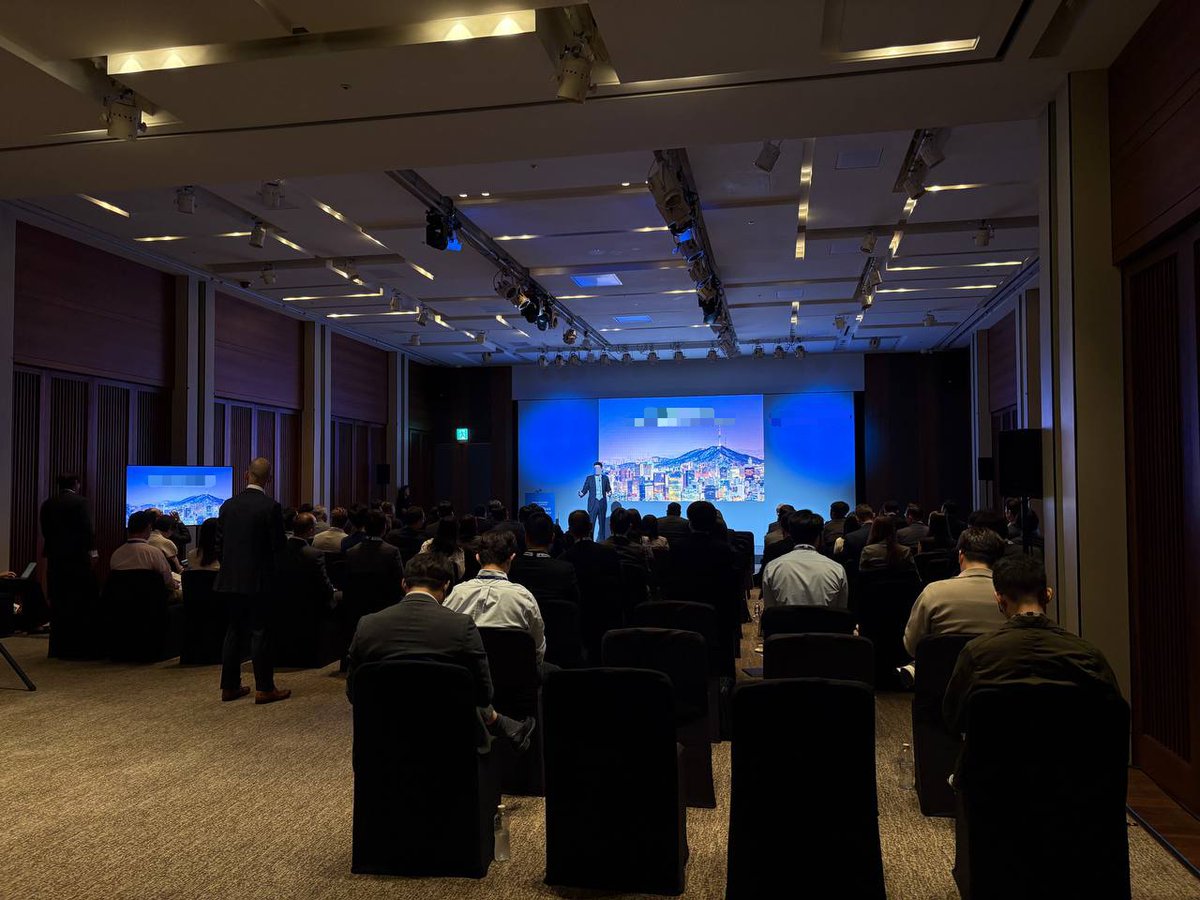 HNTDMC's tweet photo. A new year begins. We’re reflecting on our Asia Annual Conference held in Seoul last summer.
A warm samgyeopsal welcome, insightful discussions, and an unforgettable evening at the Korea Furniture Museum.
We hope it was meaningful for all.💡
#HNT #DMC #Seoul #HappyandTogether https://t.co/Wge4sQ2hRX