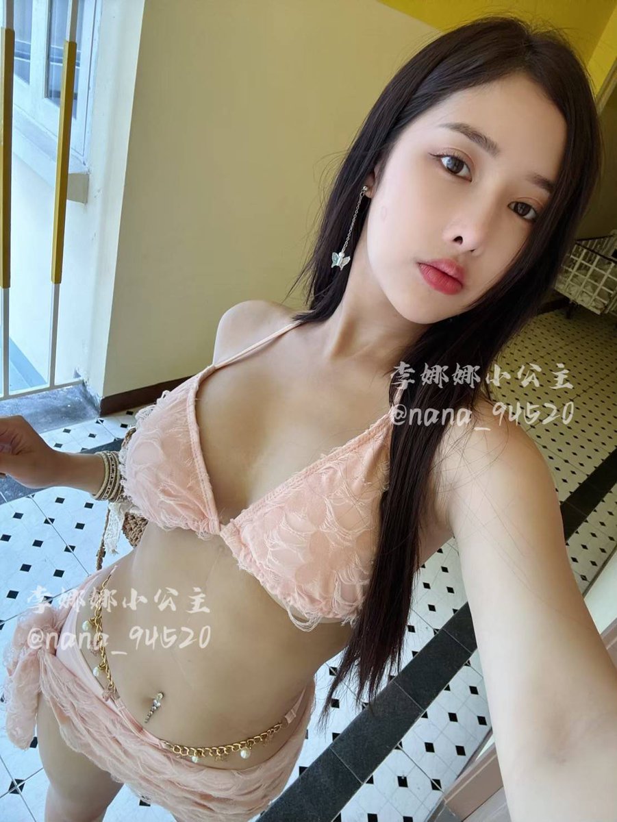 別再說我可愛了啦🥲 
我現在一點都不想可愛
我只想當你床上的小騷貨😵‍💫💦 https://t.co/SNvmgDN7Ff