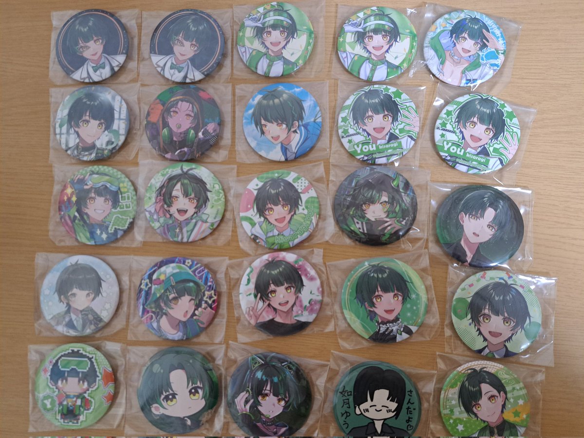 求→泡沫💚さん、ミドナ💚さん or 買取
譲→画像のもの

パシ横手渡し優先です
#すたぽらグッズ交換