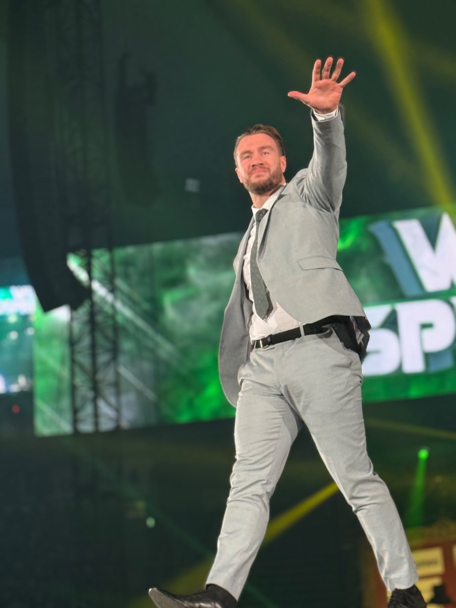 kasumi_hi1224's tweet image. オスプレイさんも生で初めて見られてすごく嬉しかった👑
今後のエンパイア、カラムとの関係がメチャクチャ気になる…

#ウィルオスプレイ #棚橋引退 #njwk20