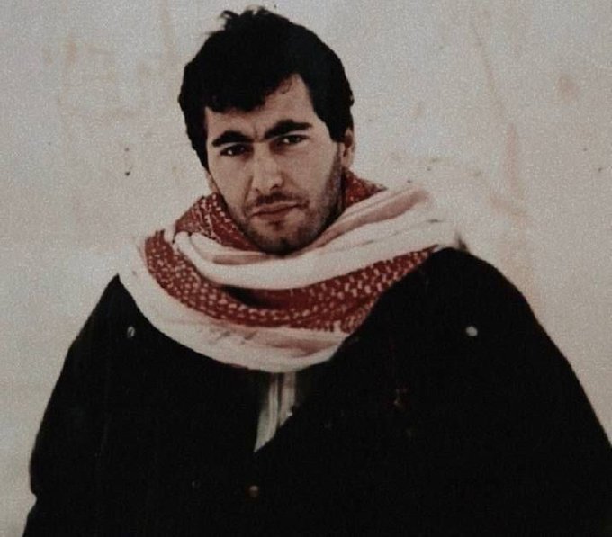 فكيـفَ تَمُوتُ وأنتَ يَحيى.. 
بَل وكيفَ تَغيبُ وأنتَ عَيّاشْ