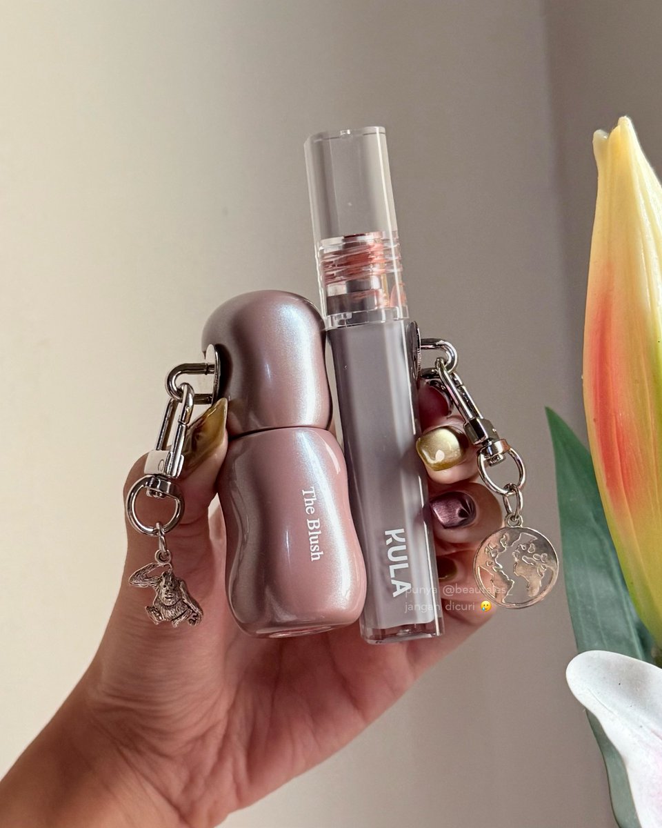 beautales_'s tweet image. DAMN… my fav brand is now helping HUTAN SUMATERA BARAT &amp;amp; ORANGUTAN too 😭😭

oh sure they reaaallyyyy need our help 🥹