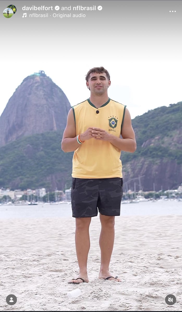 SLeonard27's tweet photo. UCF QB Davi Belfort has been coaching at his QB clinic in Brazil, he recently became the first Brazilian-born P4 QB to play in a game. 

Belfort was joined by Brock Hansel. https://t.co/jEua1kNDGf