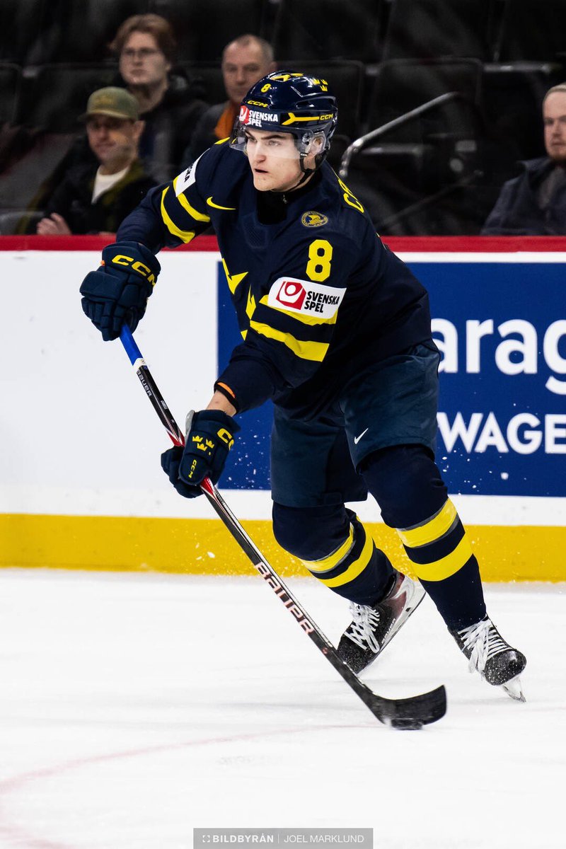 mifster1972's tweet image. Felix Carell vilken ⭐️! Otroligt mästerskap han gör. Ett genidrag av Hävelid, minst sagt. #MIFse