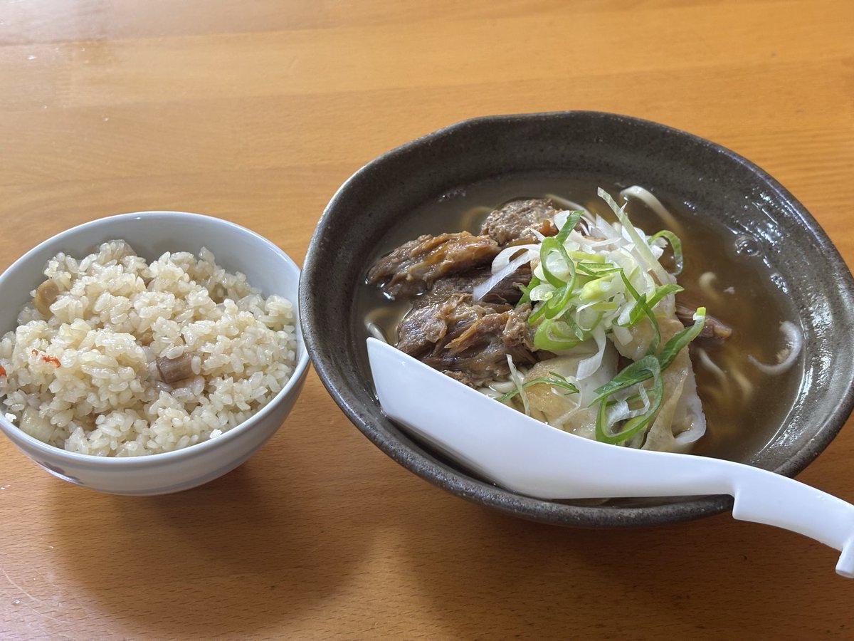 ごろー tweet media