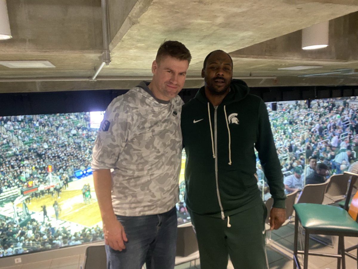 DerrickNix25's tweet image. R.I.P ta da competition 💚