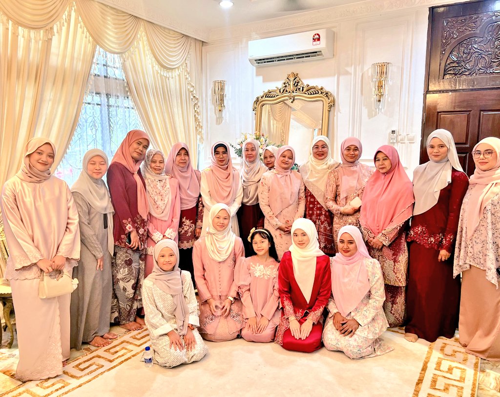 NeddyMikhailAngel™ tweet media