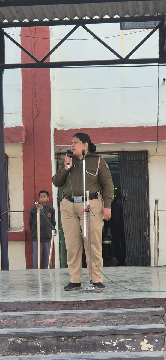 kv2_afspune's tweet photo. Awareness matters!
A meaningful session on POCSO Act & JJ Act was conducted by Police Station Vimannagar in collaboration with the Child Care Committee, Pune, focusing on child rights, protection, and legal awareness. 👮♂️👧📚
#POCSO #JJAct #Awareness
@KVS_HQ @KvsMumbai https://t.co/9KBIa1ampx