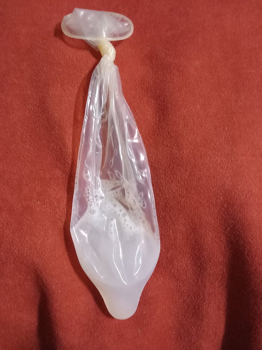 Control_backup's tweet photo. Guten morgen, wieder das tägliche Bild #usedcondom #condomfetish #cum #cumfetish #condomswapping #cumincondom #usedcondomtrading #poshwank https://t.co/GnzOYYjjP7