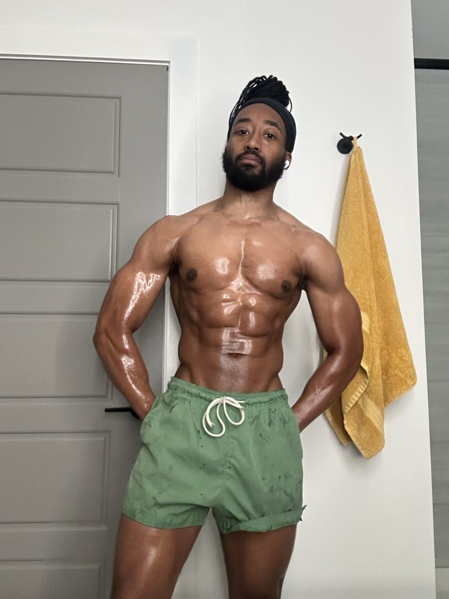 TheFractionator's tweet image. Goes who went to the gym for the first time in like 2 weeks and didn’t totally fumble! This guy! Gotta regain my strength but uh it was aight today. FAFO