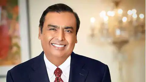 NewsAlgebraIND's tweet photo. BIG NEWS 🚨 Mukesh Ambani has gifted his trusted aide and close friend Manoj Modi a 22-storey luxury building in South Mumbai.

The premium property is located on Nepean Sea Road, one of India’s most expensive residential areas.

The building is estimated to be worth around ₹1,500 crore.