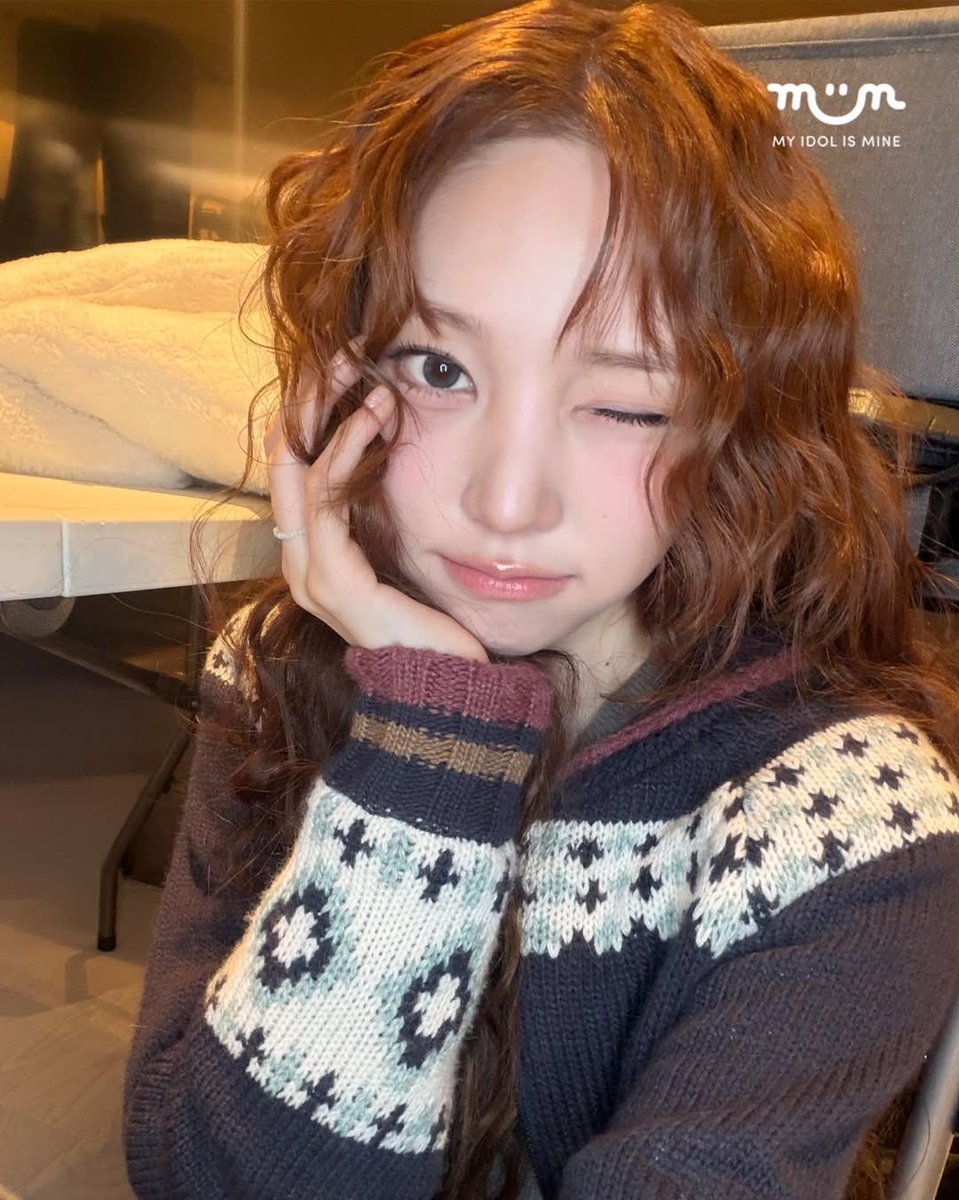 selca from My Idol Is Mine 🩷