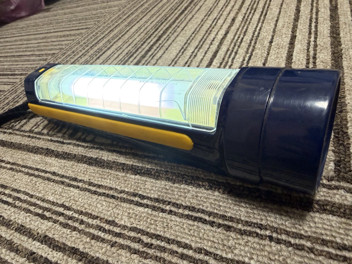 子供の頃に珍しさ(？)だけで衝動買いした懐中電灯、引っ越しするときに