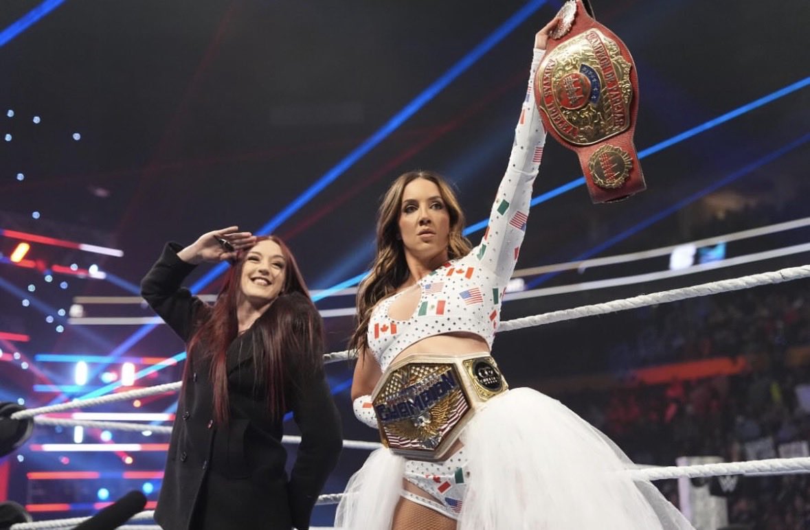 Democracy is a knife. 〢 NOT @ImChelseaGreen tweet media