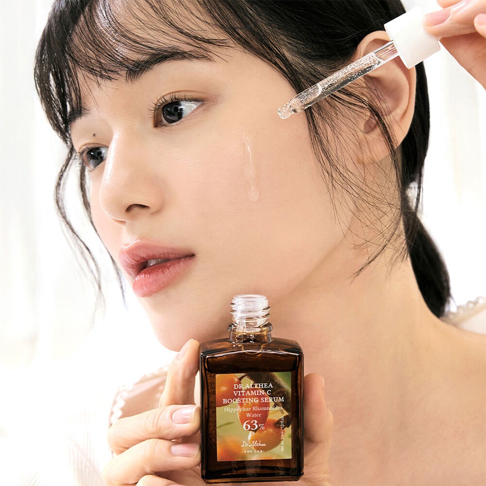 jeffbstore's tweet photo. 〰️Preorder〰️
🍊Dr. Althea Vitamin C Boosting Serum 30ml. 🍊เซรั่มวิตามินซีเข้มข้น ช่วยลดเลือนจุดด่างดำ และความหมองคล้ำ พร้อมปรับสีผิว

✖️Price : 330฿✖️

📌จ่ายตอนของมา แต่ห้ามเทน้า
📍รับจำนวนจำกัด
(รอของ6-8week) #jeffbpre 

⬇️สั่งจองได้ที่ฟอร์มใน reply ใต้โพสนะคะ⬇️ https://t.co/yChjU93kgK