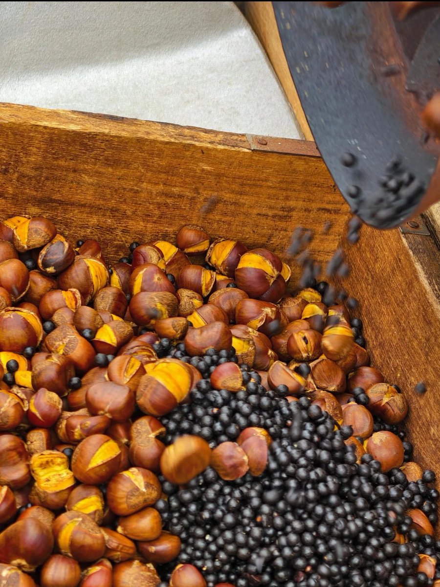 nurie_ruby's tweet image. 複雑な作業ですね。でも美味しいですよね