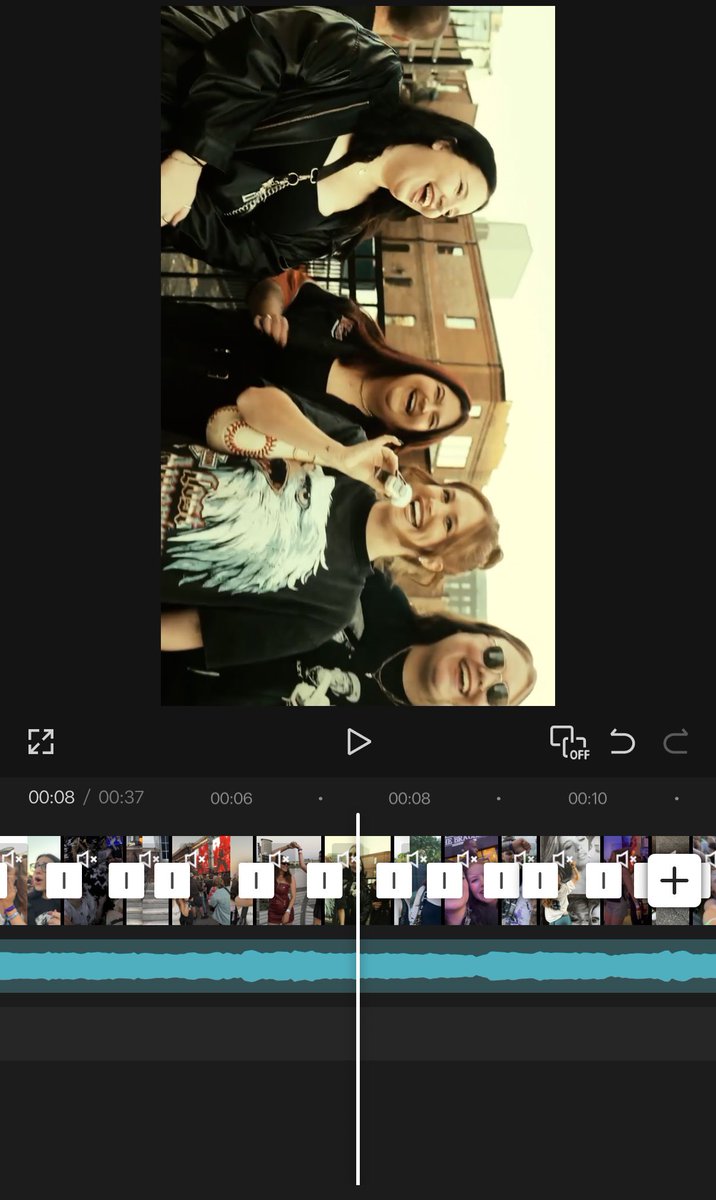 hideawayshawn's tweet image. my entire heart 🫀