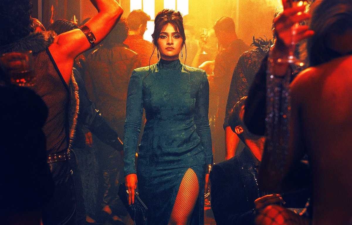 Mellisa 👸❤️‍🔥

That walk… those killer eyes 🥵

Time to steal the show

<a href="/rukminitweets/">rukmini</a> ❤️‍🔥

#Yash #YashBOSS #ToxicTheMovie 
#RukminiVasanth