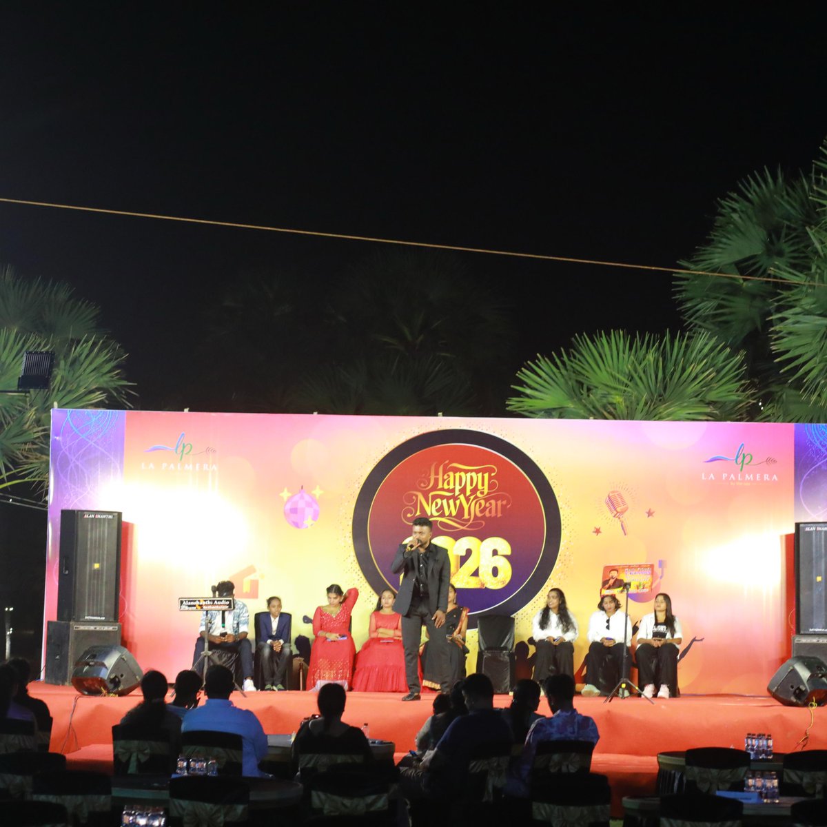KFourHotel's tweet photo. Glimpses from the grand gala New Year event held at The Gulf Catch, in La Palmera..

#LaPalmera #newyearseve #celebration #gulfcatch #sayalkudivembar #Beachresort #restaurants https://t.co/8C2yQCyHsj