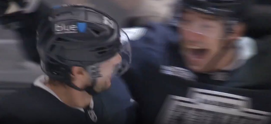 LAKings's tweet photo. Us rn https://t.co/Zi6hQCrmUk