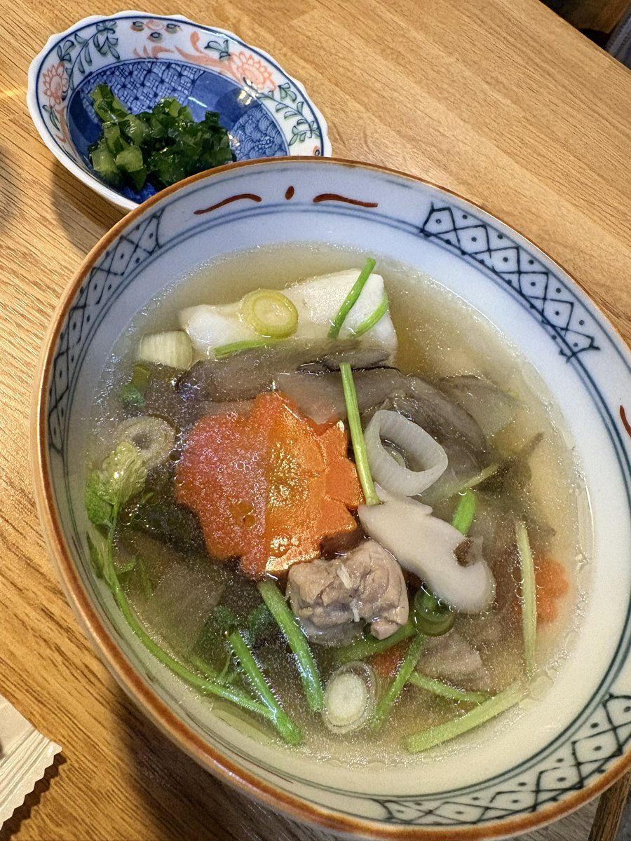 もちもちもち
一昨日から餅16個食っております。
1キロ入ってる餅が秒で無くなったの怖くなってます。
追加で1キロ買おうかなあ…でもなぁデブるしなぁの葛藤。