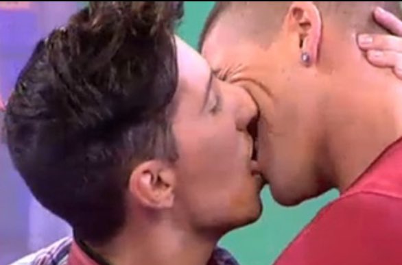 Glitter Duck tweet media