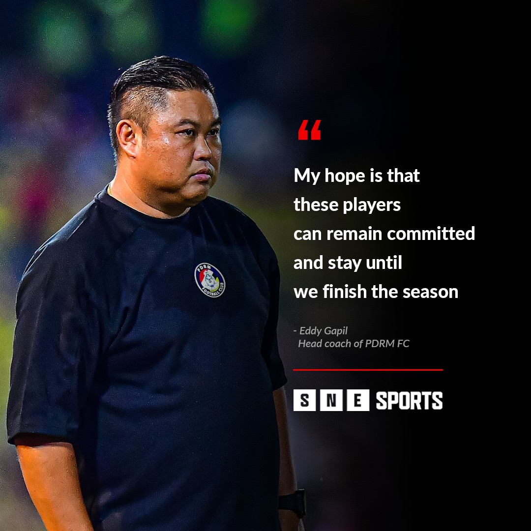 SNE_Sports's tweet photo. 🗣 Eddy Gapil, head coach of PDRM FC said tearfully that the current difficult situation, with prolonged salary arrears in the Liga Super Malaysia 2025/26.
📷 : PDRM FC
#LigaSuper #PDRMFC #EddyGapil
#SNESports
#LifeTelco https://t.co/Jeyd3WkaMI