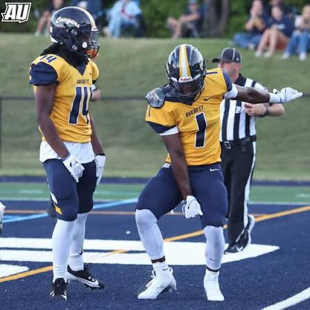 devontecam18's tweet image. Blessed to receive my first official D3 offer from @AverettFootball 

@FBCapitolOfNC @CoachQuinn19 @CoachE_Teague