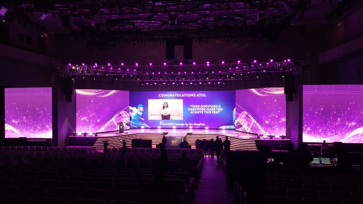 TeleprompterSo2's tweet image. Presidential mirror teleprompter support for Abbott | Lakshya 2026, delivered in collaboration with AS Teleprompters.

#Abbott #Lakshya2026 #Teleprompter