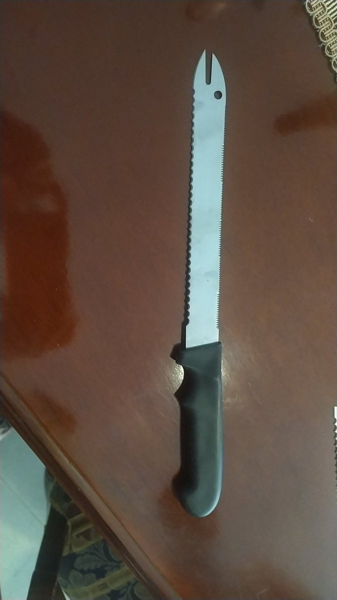 ashenforgivenes's tweet photo. @smallmatchas When I was about 15/16, my mother found out about my SH and her response was to try and ram one of these bad boys into my thigh while I was having a break down in the front yard. I still remember how forcefully it was buried in the dirt when I moved my leg. https://t.co/n7SjkHvPlj