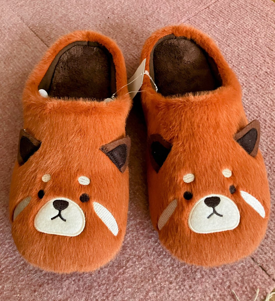 Bochiko_1111's tweet photo. うっかり買ってしまった！間違いなくHYDEさんの影響🤣レッサーかわいい💕 https://t.co/BIpL3ubbY6