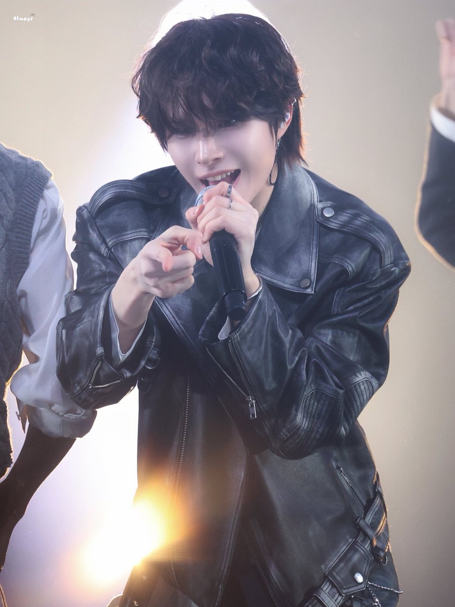 𝘼𝙡𝙬𝙖𝙮𝙨 tweet media