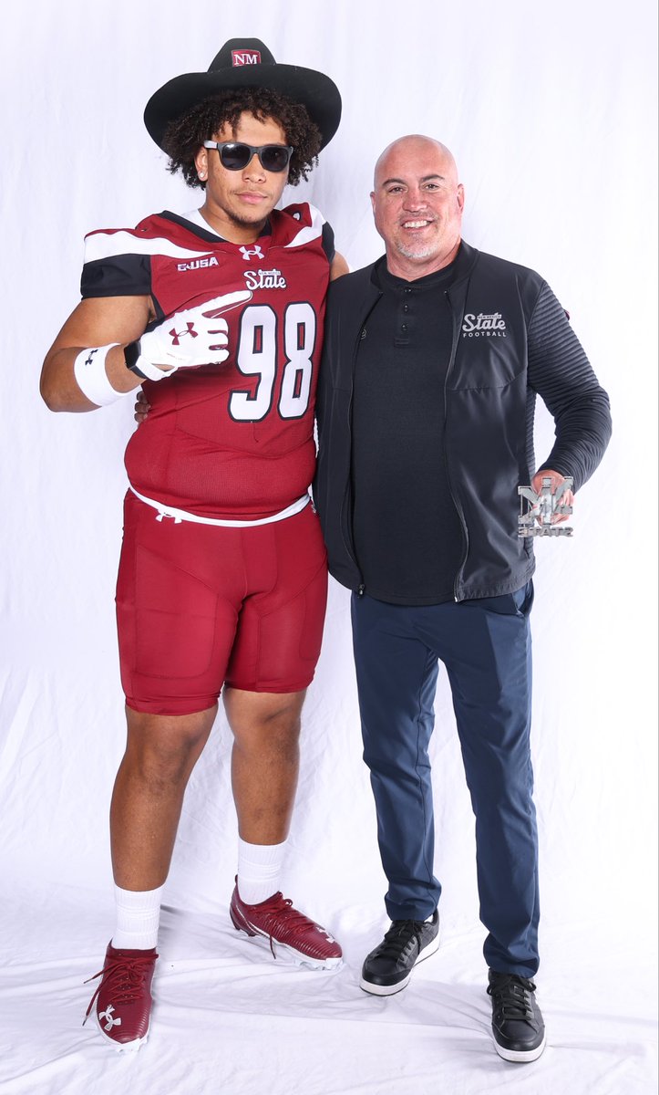 NC Football News tweet media