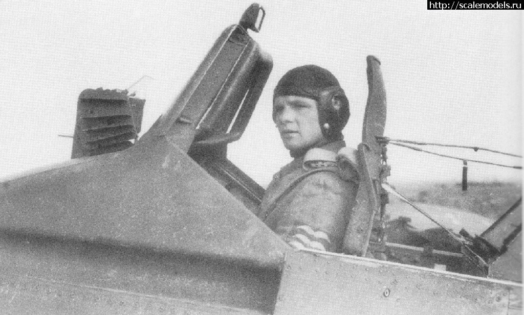 本日誕生日のルドルフ＝ハインツ・ルッファー。東部戦線にて爆撃機パイロットとして、主にHs129を用いて300回以上出撃し戦車80輌を撃破。内72輌についてはわずか80回の出撃で撃破したものであり、1回の出撃における戦車撃破ペースはルーデルをも上回るという。1944年戦死、24歳であった。