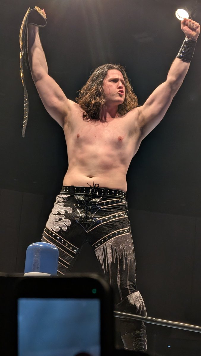 ym5112ec0903's tweet photo. #njdash　#njpw https://t.co/UxtezbFRv9