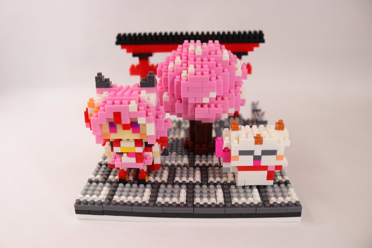 mitacleblock's tweet image. 【期間限定2/5(木)まで📅】

稲守サクヤさん（@i_n_m_r_s_k_y）がブロックフィギュアになって登場✨

咲拝狐も一緒の豪華ステージセットも⛩
🔽下記リンクからチェック☺️
🔗store.mitacleblock.com/products/vtube…🔗

#ミタクルブロック
#グッズ制作