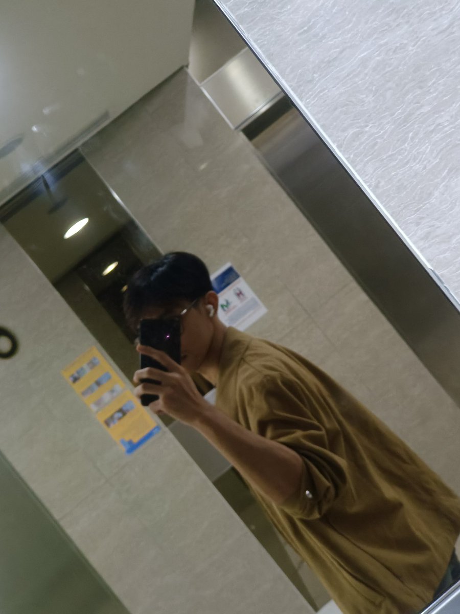 realjxde's tweet photo. As a corporate slave... https://t.co/UUraQEvUSk
