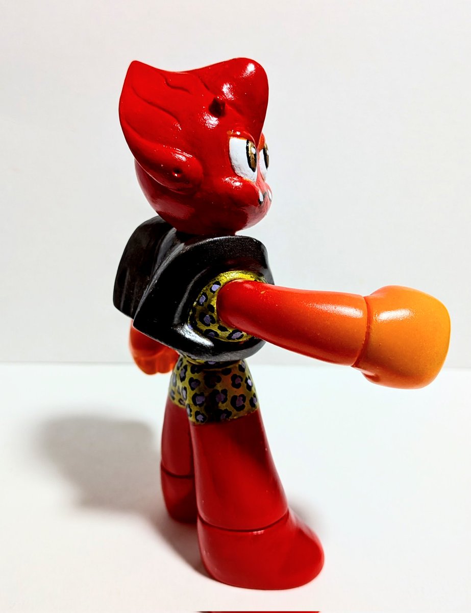 松村魂オリジナルソフビ「地球の化身イーラス」のカスタム作品『赤鬼