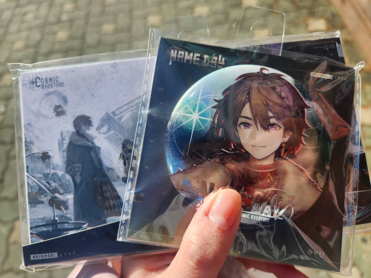 애니메이트에 2.7 굿즈 들어왔더라고요!!!!!🥹
에젶때 품절난 디스크 키링도 있었음
가실분들은 참고하시길,,,