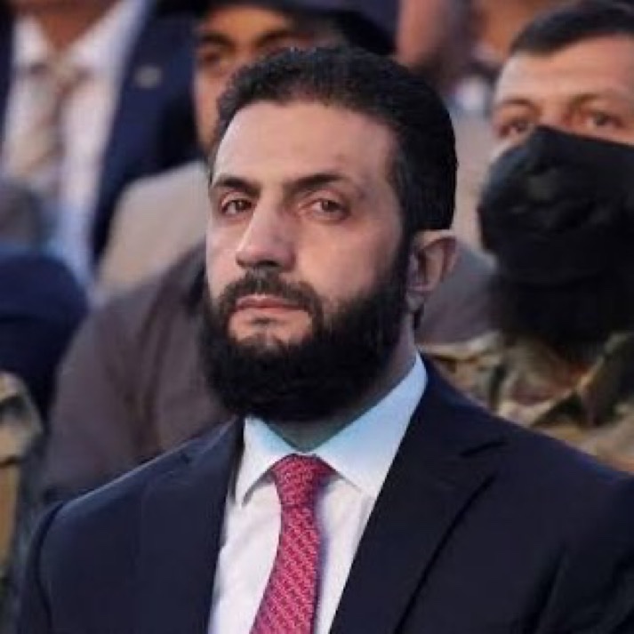 AlertaNewsPlus's tweet image. 🇮🇱🇸🇾🇮🇷 | URGENTE: Israel ha informado a Siria que Irán está planeando asesinar al presidente Ahmad al-Sharaa.