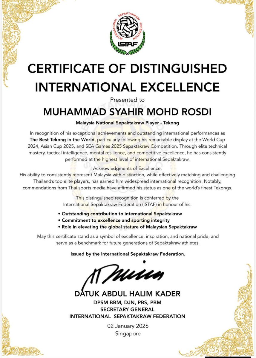 NewsBFM's tweet image. 🔥 National athlete Syahir Rosdi made history after being crowned the World's Best Tekong by the International Sepak Takraw Federation.

Syahir had been consistent in ensuring the country's success in the 2024 World Cup, 2025 Asian Cup, and 2025 SEA Games.