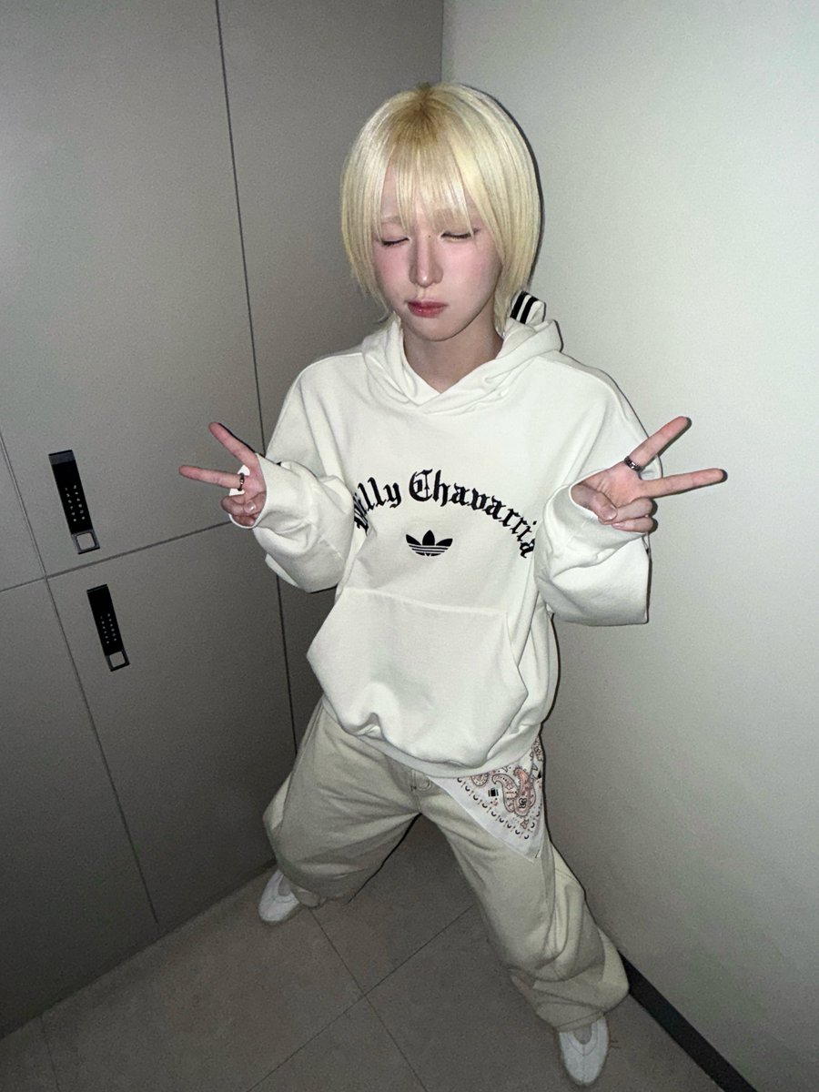 idntt_cosmo's tweet image. 소중한 눈빛들을 한가득 담은 날

#idntt #아이덴티티 #アイデンティティ
#yesweare #이청명 #leecheongmyeong