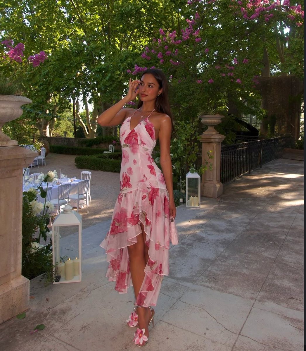 Diorgirlx's tweet photo. alexandra saint mleux https://t.co/RNLuBBWJKj