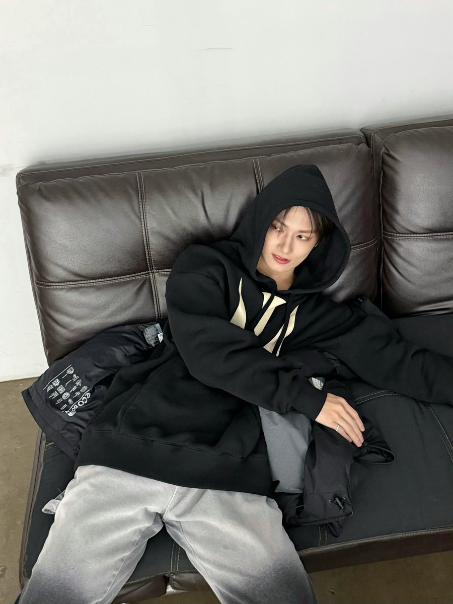we got junchan ig posts today 🥹🥹🥹