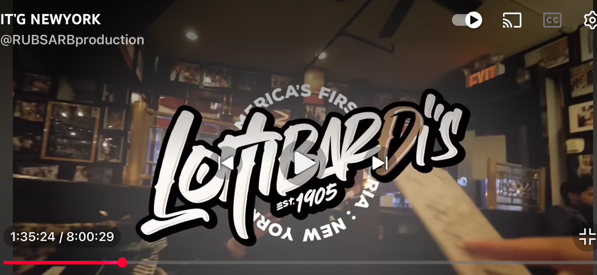 meanancutie's tweet image. เห็นคนชมช่องวีกัน อยากจะบอกว่าทีมงานช่องวีที่มาทำรับทราบ พวกพี่จอร์จเค้าใส่ใจให้คุณค่าเรื่องงานศิลปะมากนะ คลิปเที่ยวนิวยอร์ก8ชม. กราฟฟิคแต่ละร้านที่ไปทีมเค้าออกแบบกันทั้งหมด หรือจะคลิปบอร์ดเกมอื่นๆอีกที่ก็ออกแบบกันหมด โคตรจะช่องคุณภาพ เราแฟนคลับช่องนี้คือประทับใจมาก ขอยกตย.บางงาน