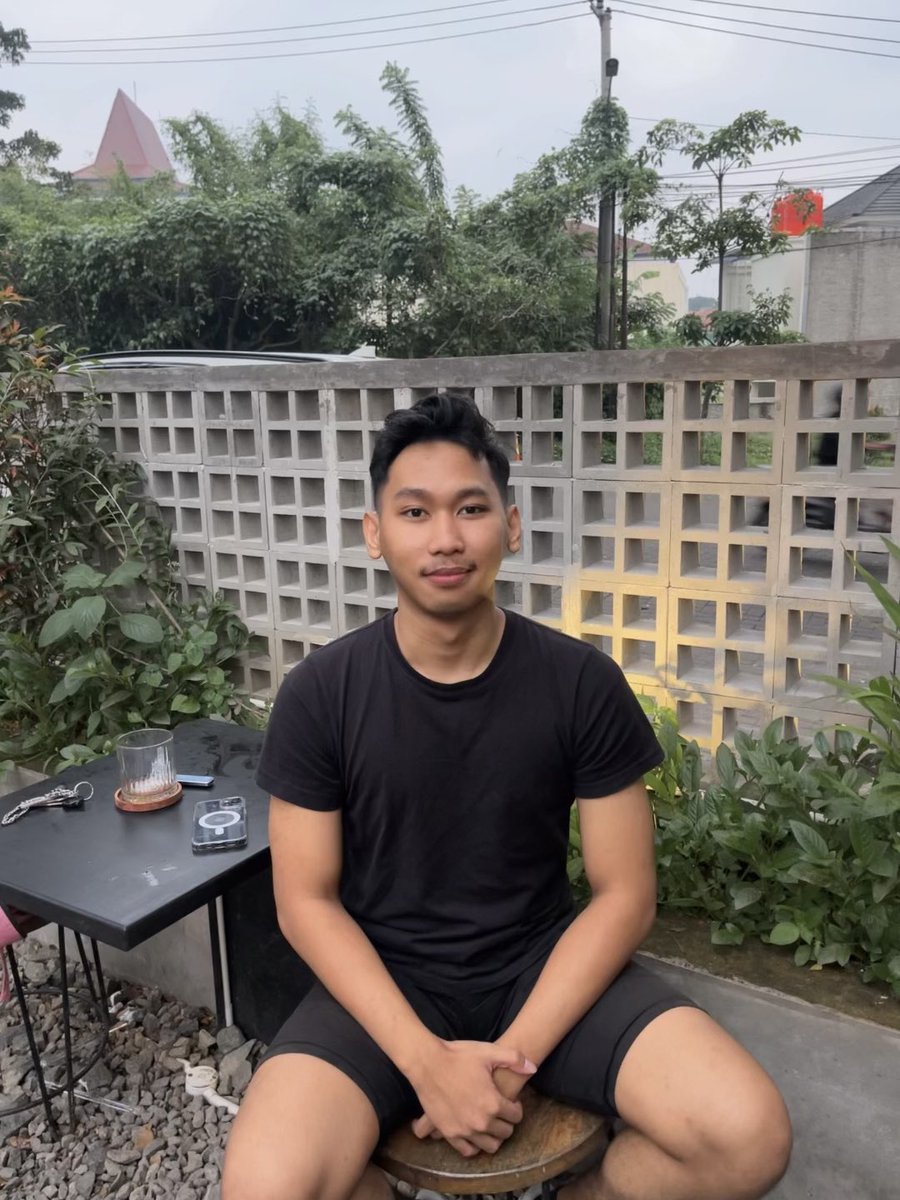 zeeqwe9's tweet photo. info main yg di bandung 🥲 https://t.co/ABYp6IMf8w