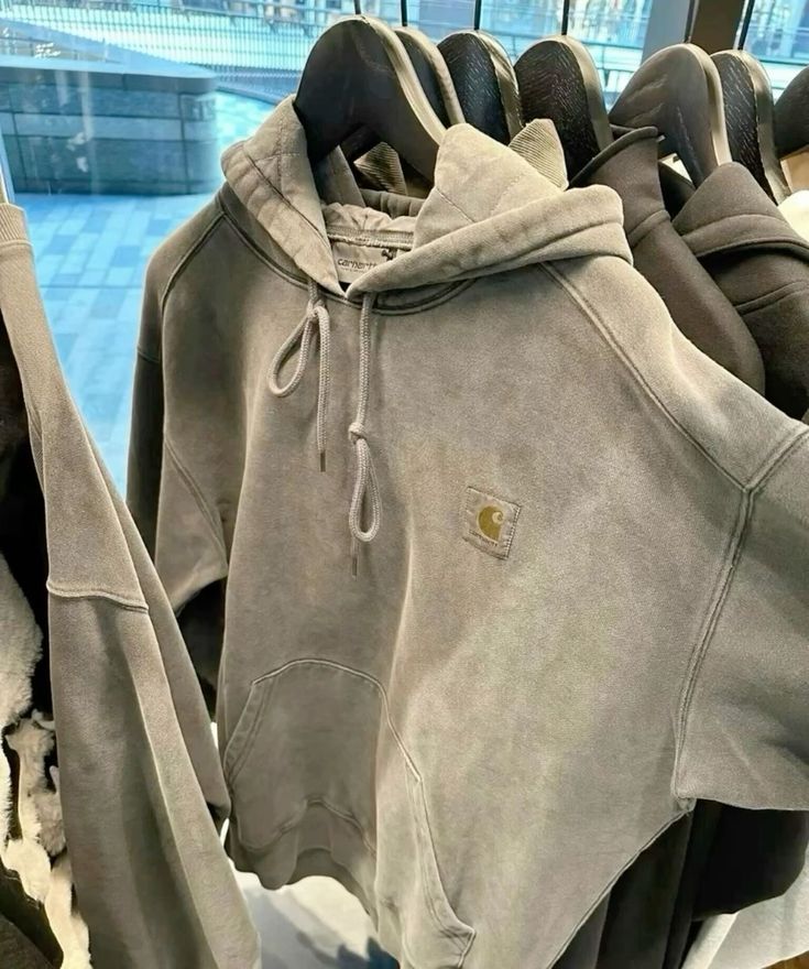 matchakokie's tweet image. chic jacket/hoodie for hangout

a thread