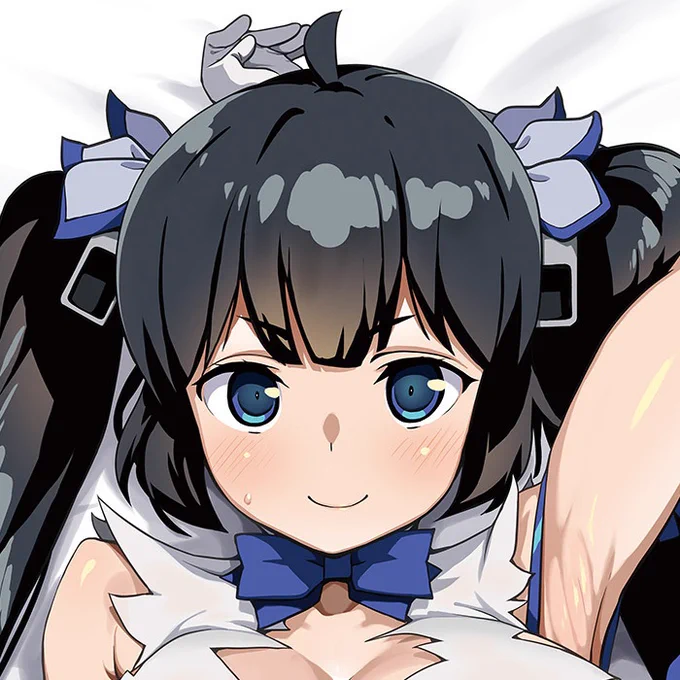 抱き枕サークル steamy moon night様から、ヘスティア様を描かせていただきました(ご予約、販売ページは返信欄)