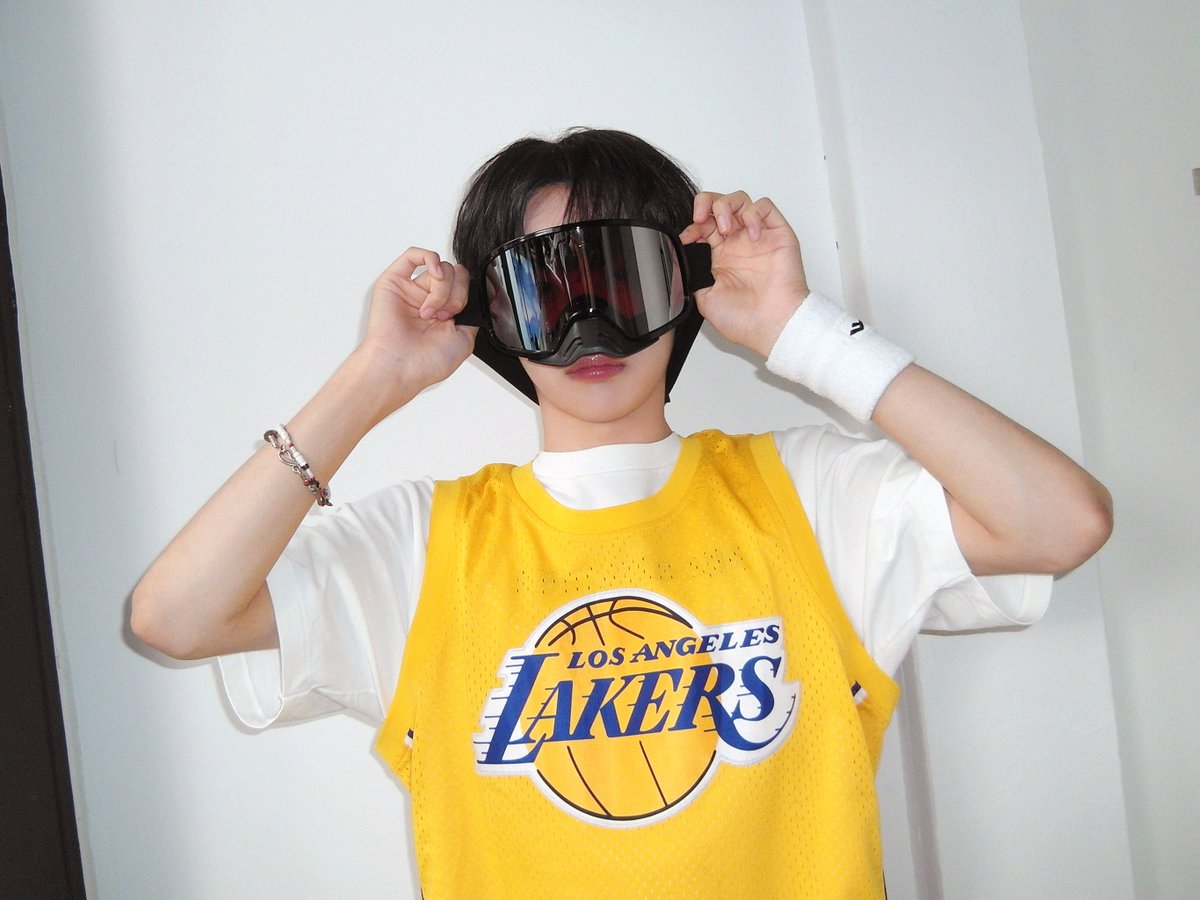 CRAVITY CCREW ウカ まとめ売り 代購2023 CRAVITY CHARACTER [WINTER CCREW] POP-UP STORE MD